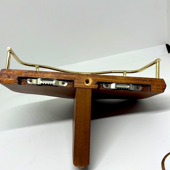 Vintage  Homco MCM Wood Wall Shelves Gold Tone Railings - Picture 5 of 12